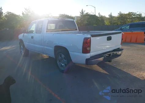 2000 Chevrolet Silverado 1500 Ls from USA, damaged, VIN 2GCEC19V4Y1290051